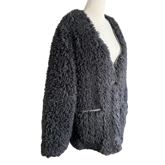Bluivy COAT Winter Warm Faux Fur Black Shaggy Fluffy Holiday Gift Party NWT MD - Picture 5 of 16